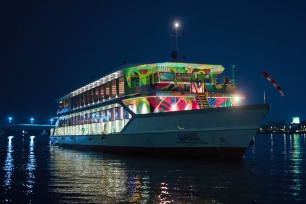 Classic Imperial Exclusive (Night Cruise)