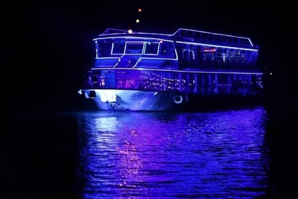 Classic Paradise (Dinner Cruise)