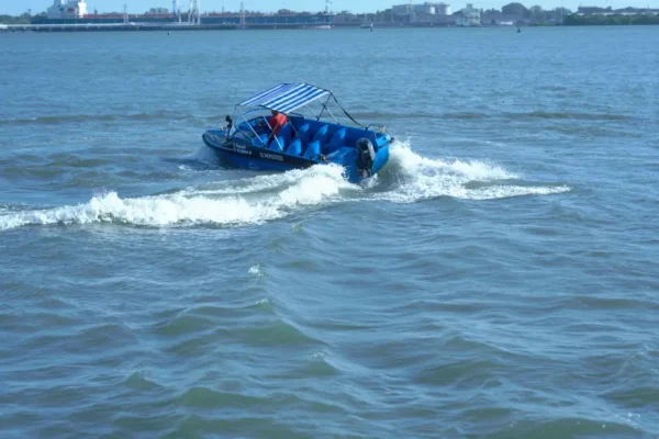 Kadamakudi - High Speed Boats 30 HP - Image 3